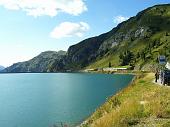 14 Lago del Passo Fedaia